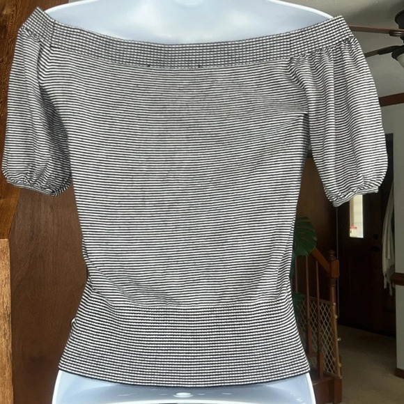 Loft Black & White Stripped Off The Shoulder Top Nautical feel Petite XXS Top - Picture 3 of 6